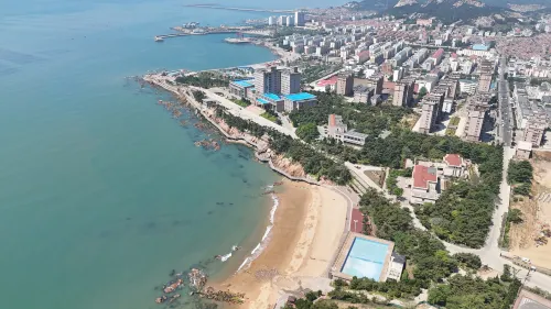 榮成石島賓館（石島人家景區店） Отели в г. Жунчэн