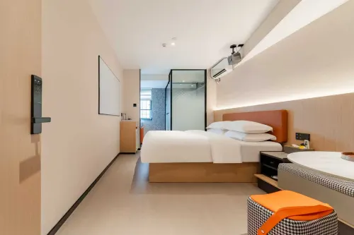 Cheng Xiaocheng Homestay (He Loushi Park) Hotels in He County