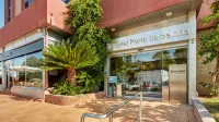 Sercotel Porta Barcelona Hotel dekat Parque Can Vidalet