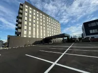 HOTEL ROUTE-INN TONAMI INTER - Bãi đậu xe