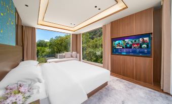 Qingmeng Xinghe Resort Hotel。