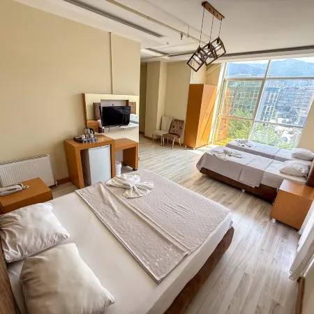 Ay Hanedan Hotel