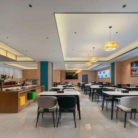 Huangchen Hotel