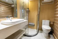 YaSheMan Hotel (Honghu Yasi Plaza Store)