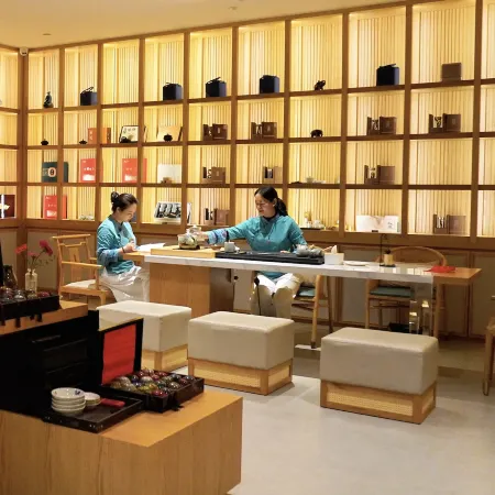 Dali CangShan Shimenquan Hot Spring Resort Hotel
