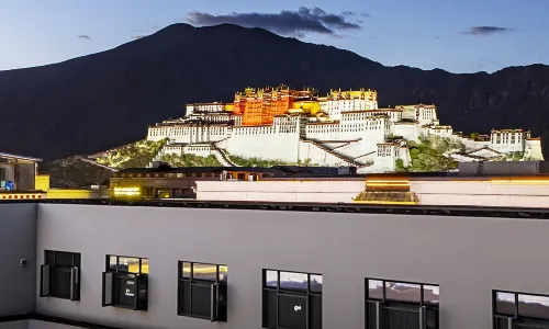 Lhasa Tashi Tering International Hotel (Potala Palace and Barkhor Street Branch)
