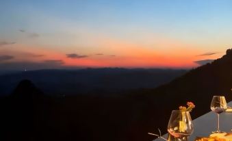 QI YIN Qiyin · Life Aesthetics Hotel (Liupanshui Station People's Square Store)