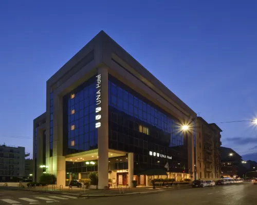 UNA Hotels Scandinavia Milano Hotel berhampiran Gerbang Keamanan