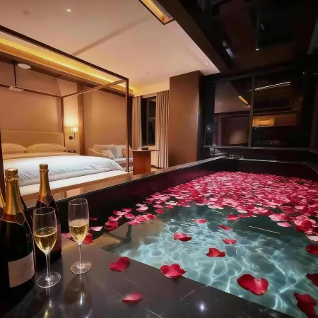 Hilliya | HILLITYAD Tianfu · Designer Hotel (Chengdu Chunxi Road Branch) Отели рядом с достопримечательностью «Монастырь Веньшу»