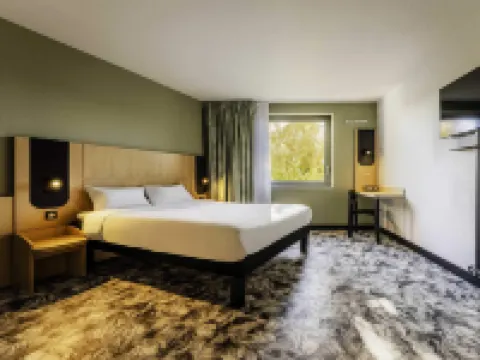 B&B莫伯日火車站酒店 莫伯日酒店