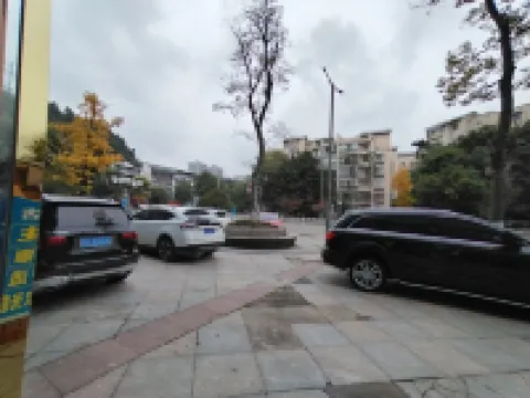 Blue Diamond Theme Hotel