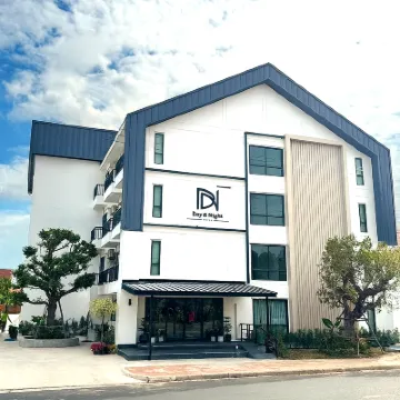 Day & Night Hotel Roi Et Hotels near Roi Et Tower