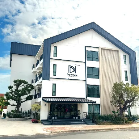 Day & Night Hotel Roi Et
