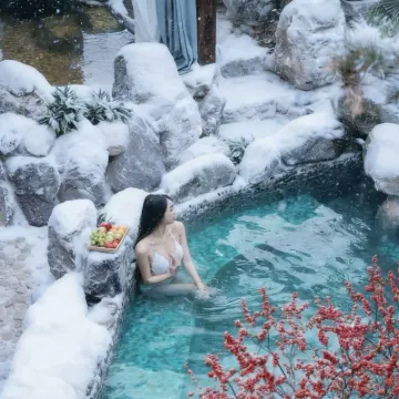 Yushu Yihuanshan Secret Land Suxi Tang Hot Spring Resort Hotel (Anji Shenxi Canyon Drifting Branch) Hotels near Zhebei Grand Canyon