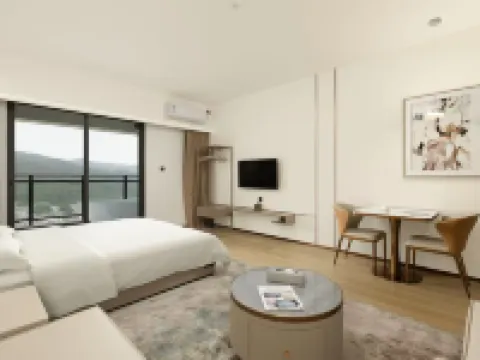 Yuhaian Hotels near Xiongzhen Pass