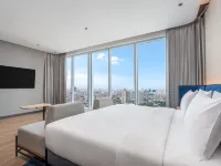 Novotel Jakarta Pulo Mas Các khách sạn gần Bến xe Rawamangun