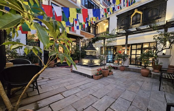 Central Courtyard - Heritage Hötel & Artisan Café