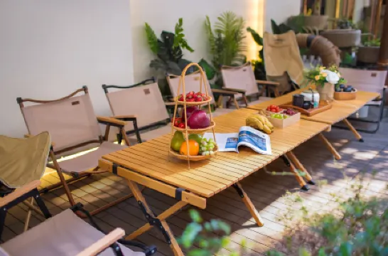 Jing Jing Deng ni Qing She Min Su (Zhangjiajie Tianmenshan National Forest Park Cableway Branch)