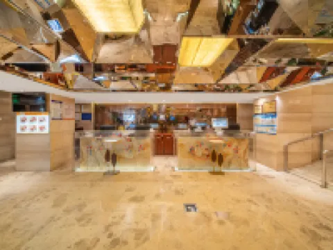 Zhuhai L Hotel （Gongbei Port High-speed Railway Station） Hotels in Zhuhai