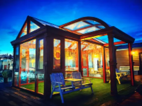 Vera Lavu Water Villa (24-Hour Chinese Housekeeper Service & Unlimited Snorkeling) Hotels in 