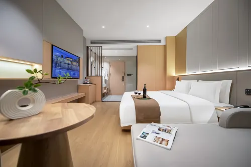 Longhu Hotel
