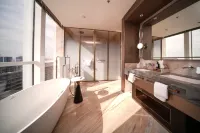 Dongfang Huayi Hotel