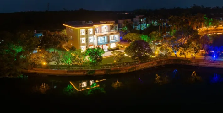 Hepu Longhu Garden Homestay