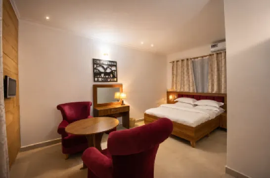 姆科馬齊酒店和營地 酒店