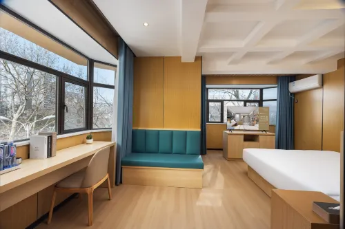 Qingmu Hotel (Zhenjiang Jiangning Square Xijindu Branch) - 2 ดาว