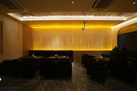 Shaoxing Cangqiao Straight Street Radisson Sega Hotel (Lu Xun Hometown) - ที่มีฟิตเนส