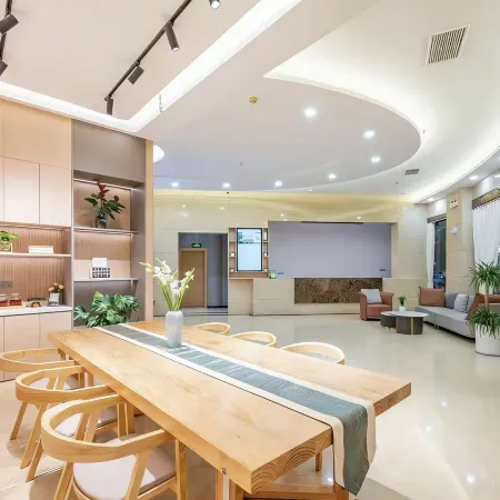 English: Dingcheng Hotel(Wenhua Road Branch)