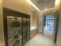 โรงแรมโฮมอินน์ ซูเปเรียร์ ยุน (จินผู่ เรลเวย์ไซต์พาร์ค กูเจิน เบิ้งบู)