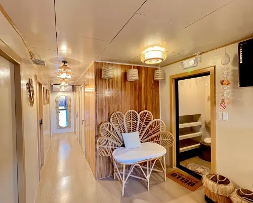 L Casa Hotels in Coron