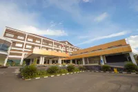 Sutan Raja Kotamobagu Hotel di 