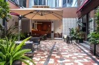 Yufeng Hotel