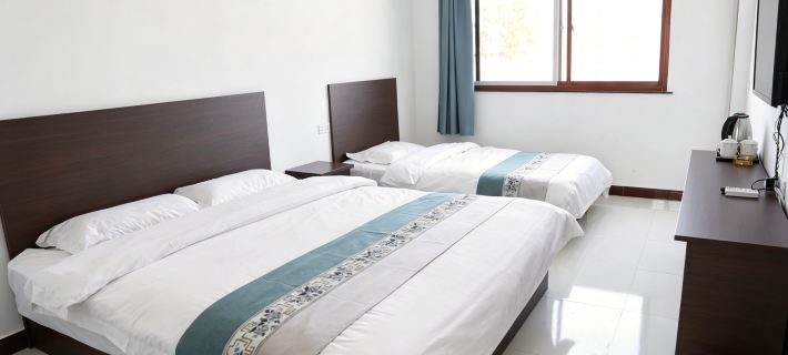 Laiyuan Jukelou Chinese Inn (Baishishan Town) Hotels in Laiyuan