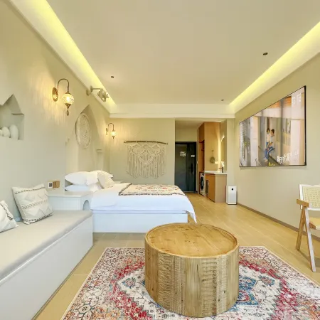 Starlight Beauty Design Hotel (Neijiang Wansheng Tianjie)