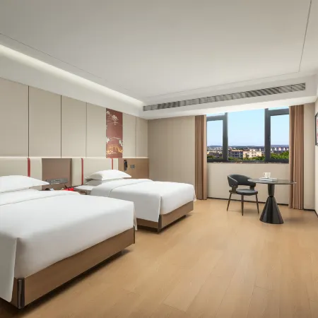 Kunming South Station Ramada Encore Hotel