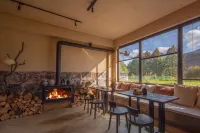 360°Sunlit Golden Mountains Wabi-Sabi Aesthetic Mountain Hot Spring Inn(Baisha Ancient Town Branch)