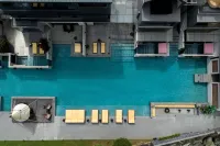 Hailuogou Milu Soooan Snowview Luxury Hot Spring Homestay - สระว่ายน้ำแบบอินฟินิตี้