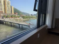 Foping Shanyue Xiju Homestay Hotels in Foping County