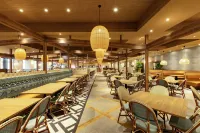 Spa Resort Hawaiians - breakfast