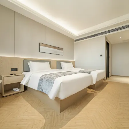 Ding He International Hotel