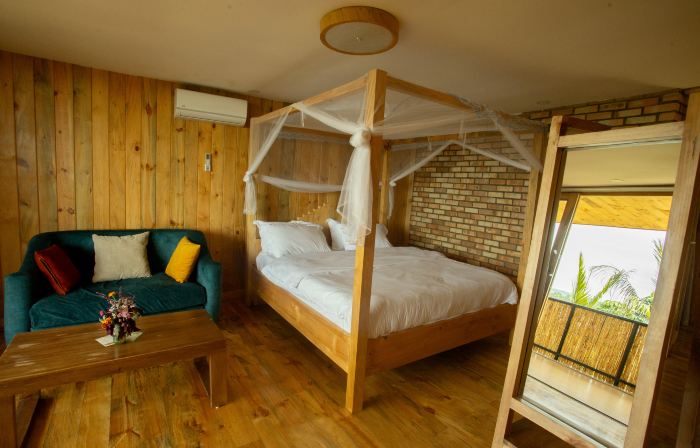 Eagle View Farm & Lake Retreat