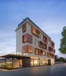 Qiyuan·Lilong Glow·Vintage·Tea Cafe and Luxury Accommodation - parking