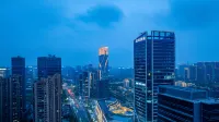 Qiantang Guanyun High-Rise River View Luxury Youth Hostel (Hangzhou Xingyi Subway Station) - parking