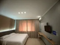 Jiayin Wangjianglou Hotel (Jiangbian Square) - balcony