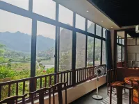 Bama Longtai Hotel（Longevity Village Branch） - 2-Star