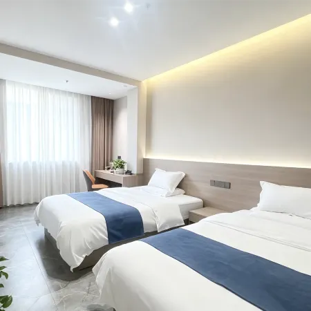 Fenghua Hotel (Sangpo Village)