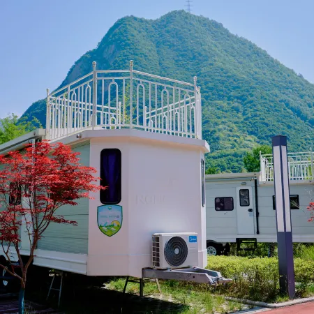 留壩露野房車露營地